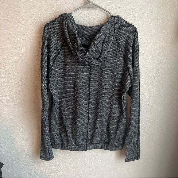 Lululemon Pique Marled Gray Pullover - Picture 6 of 7